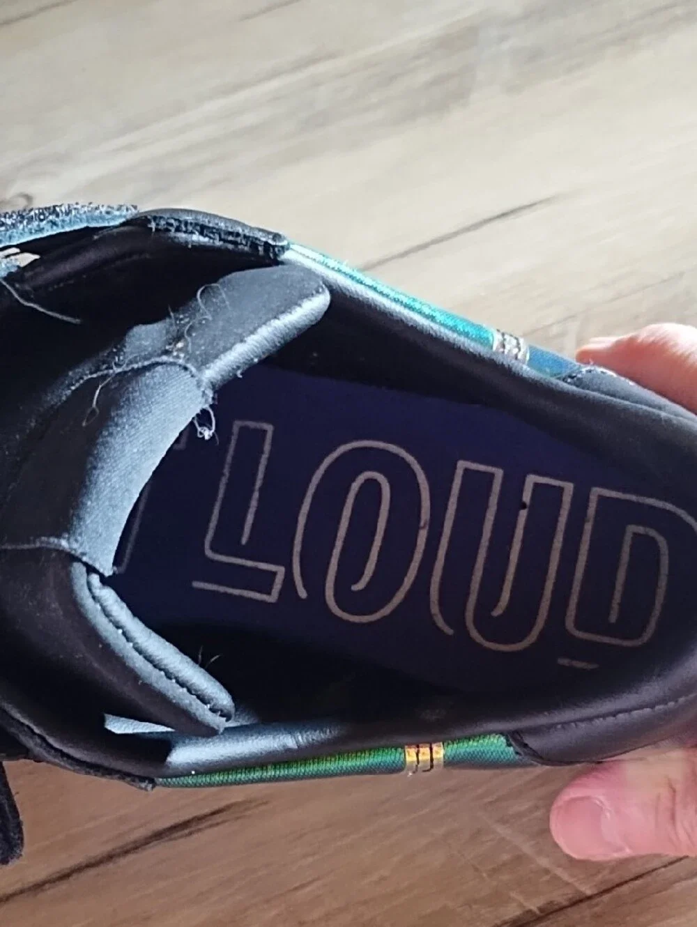 adidas no box